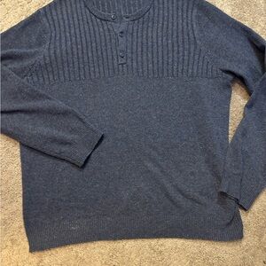 Men's Blue Sweater